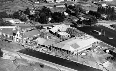 Lakewood Colonial Center, 1951